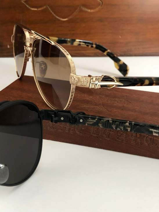 Picture of Chrome Hearts Sunglasses _SKUfw73375569fw